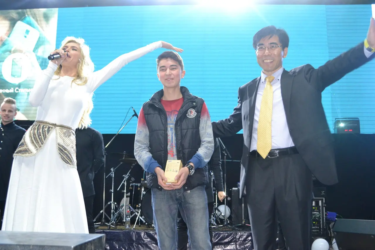 Toshkentda Samsung Galaxy S5 smartfoni taqdimoti bo‘lib o‘tdi (foto)