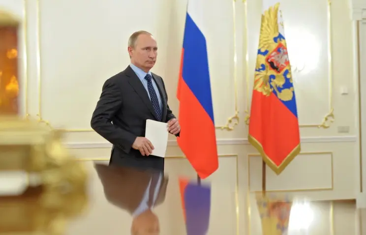 Putin birovlarning xatlarini o‘qiganligi uchun AQShga tanbeh berdi