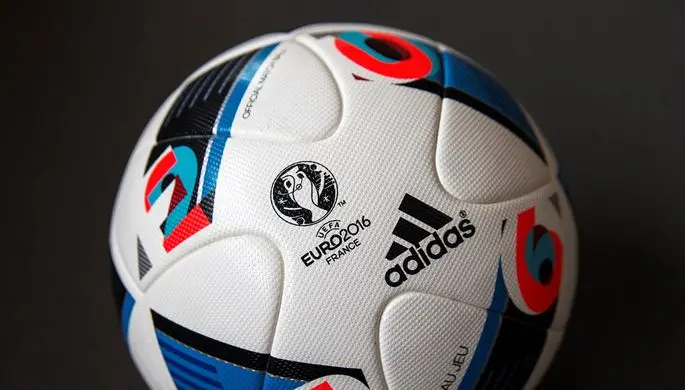 Adidas Евро-2016 расмий тўпини намойиш этди
