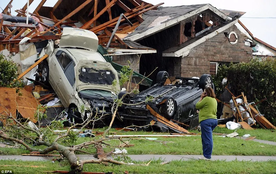 Texasda yuz bergan tornado oqibatida 6 kishi halok bo‘ldi