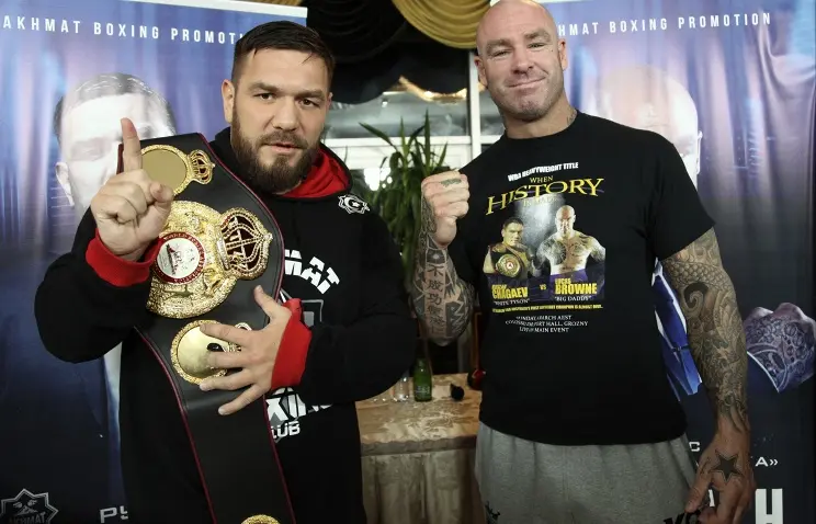Ruslan Chagayev Lukas Braunga yutqazib, chempionlik kamarini boy berdi (video)