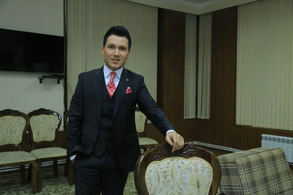 Хонанда Қиличбек Мадалиев қиз фарзандли бўлди
