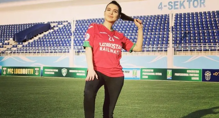 Xonanda Nilufar Usmonova 1-aprel kuni “Lokomotiv”ning yangi futbolchisi etib tanishtirildi
