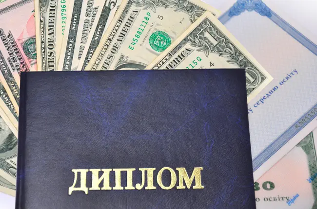 Jizzaxda soxta diplomga ega 10 ta maktab o‘qituvchisi qo‘lga olindi