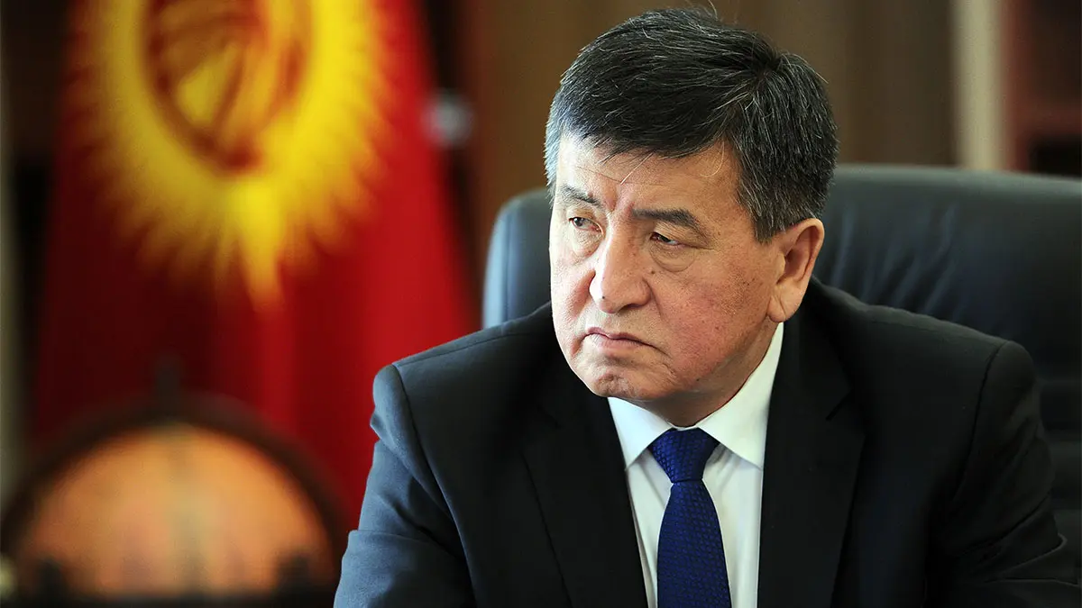 Qirg‘iziston prezidenti Atambayev konstitutsiyani qo‘pol ravishda buzganini aytdi
