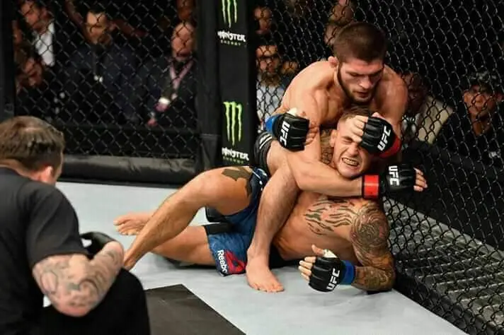 Habib Nurmagomedov Poryeni muddatidan avval mag‘lub etdi