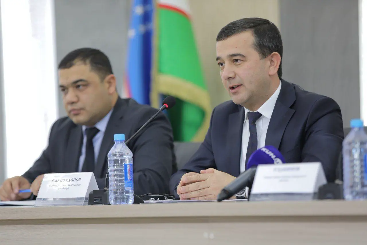 “Talabalarga faqat rag‘batlantirish pulini beramiz”. Vazir o‘rinbosari stipendiya masalasiga munosabat bildirdi