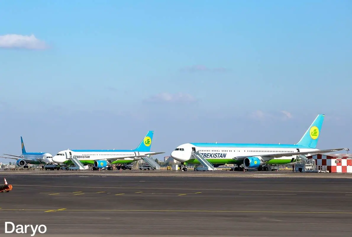 Uzbekistan Airways тўртта Boeing самолётини сотмоқда