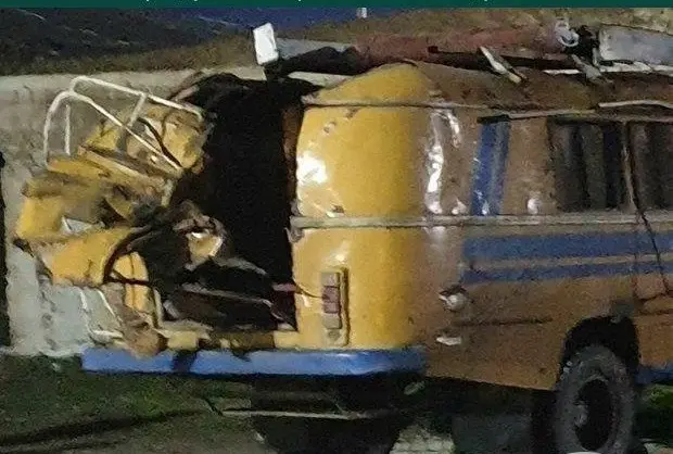Gulistondagi gaz quyish shoxobchasida avtobus gaz balloni portlab ketdi