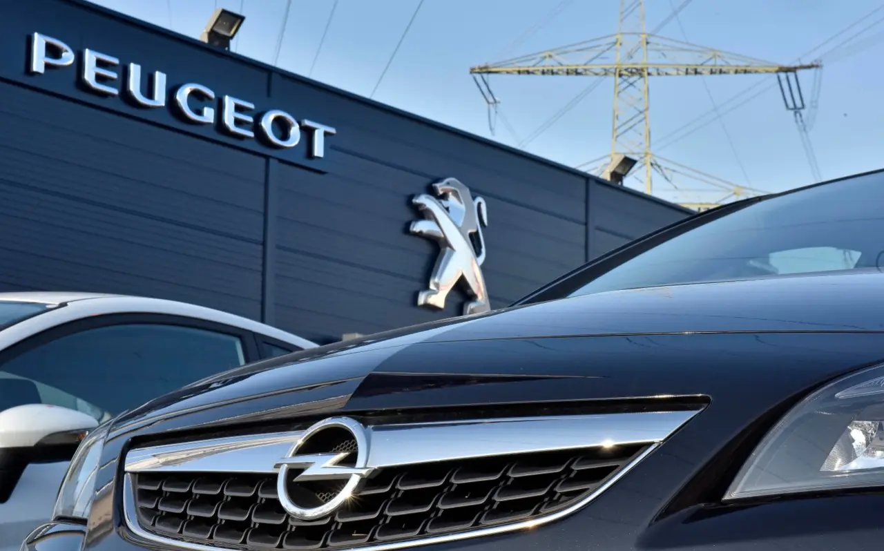 Jizzaxda Peugeot-Citroen avtomobil zavodi loyihasi yopildi