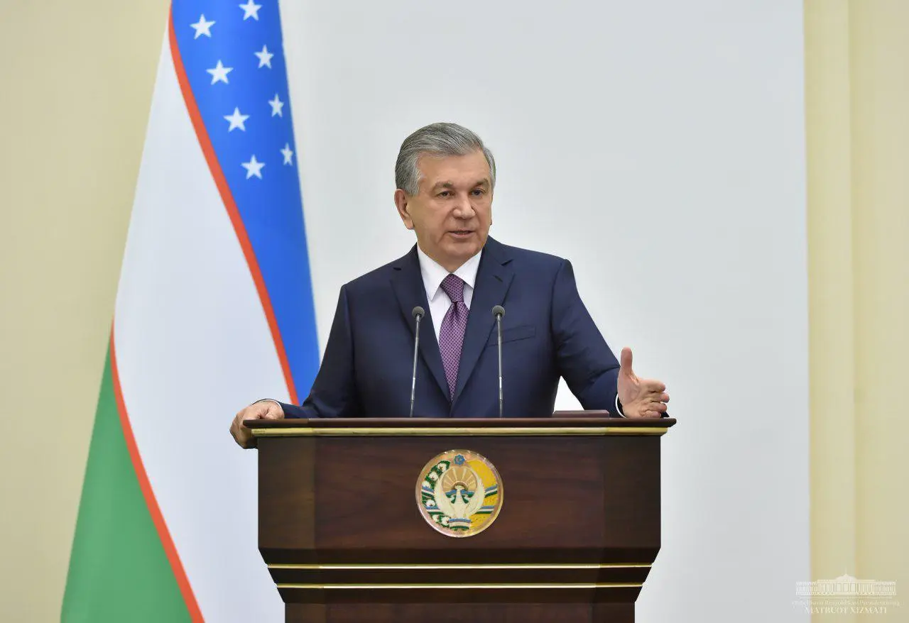 Shavkat Mirziyoyev Toshloq tumani hokimi va bosh soliqchisini ishdan oldi