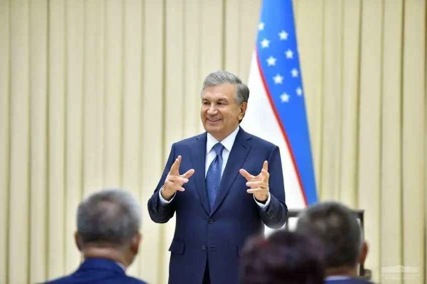 Mirziyoyev Toshkent tumanining 200 gektar yerida Olmazor uchun yangi sanoat zonasi barpo etishni taklif qildi
