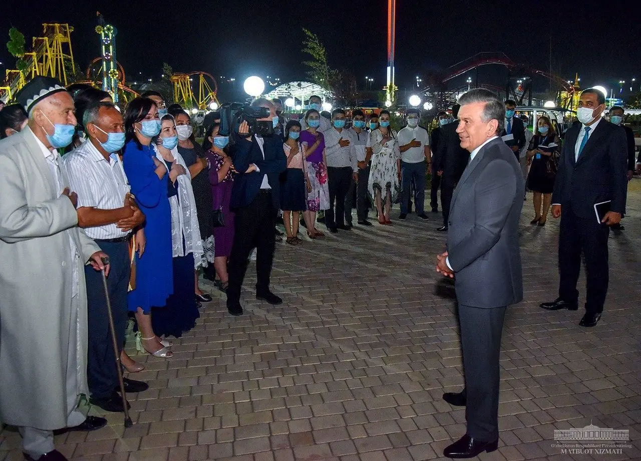 Shavkat Mirziyoyev Namangandagi “Afsonalar vodiysi”ga bordi
