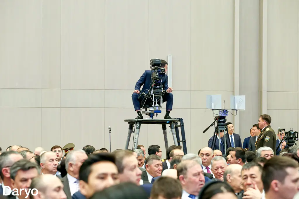 Foto: O‘zbek jurnalistlari ish jarayonida