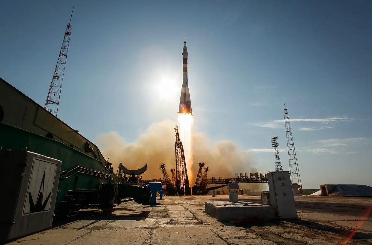 «Алдамчи» космодром. 2 июнь – Бойқўнғир космодромига асос солинган кун
