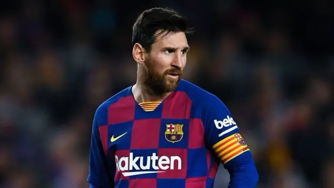 Lionel Messi “Barselona”ning mavsumoldi mashg‘ulotlarida qatnashmasligini ma’lum qildi