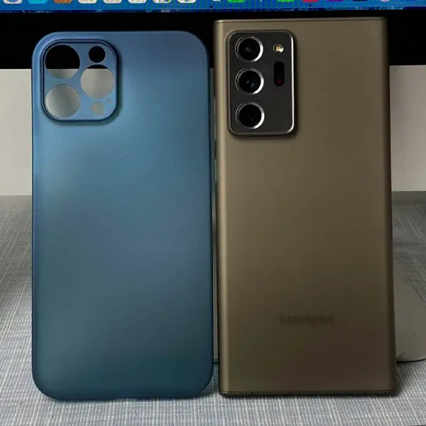 iPhone 12 Pro Max va Samsung Galaxy Note20 Ultra qurilmalari “jonli” suratda o‘zaro taqqoslandi