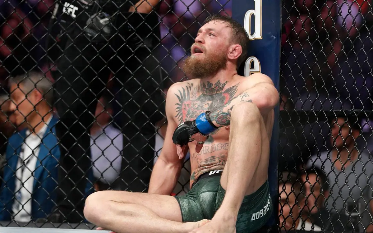 Konor Makgregor Dastin Poryega qarshi jang oldidan UFC umumiy reytingida pastladi