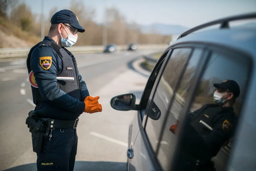 Sloveniyada koronavirus sababli odamlarning shaharlararo harakati taqiqlandi