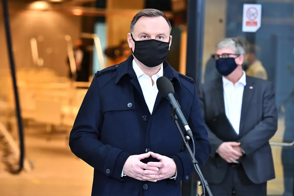 Polsha prezidenti Anjey Duda koronavirusga chalindi