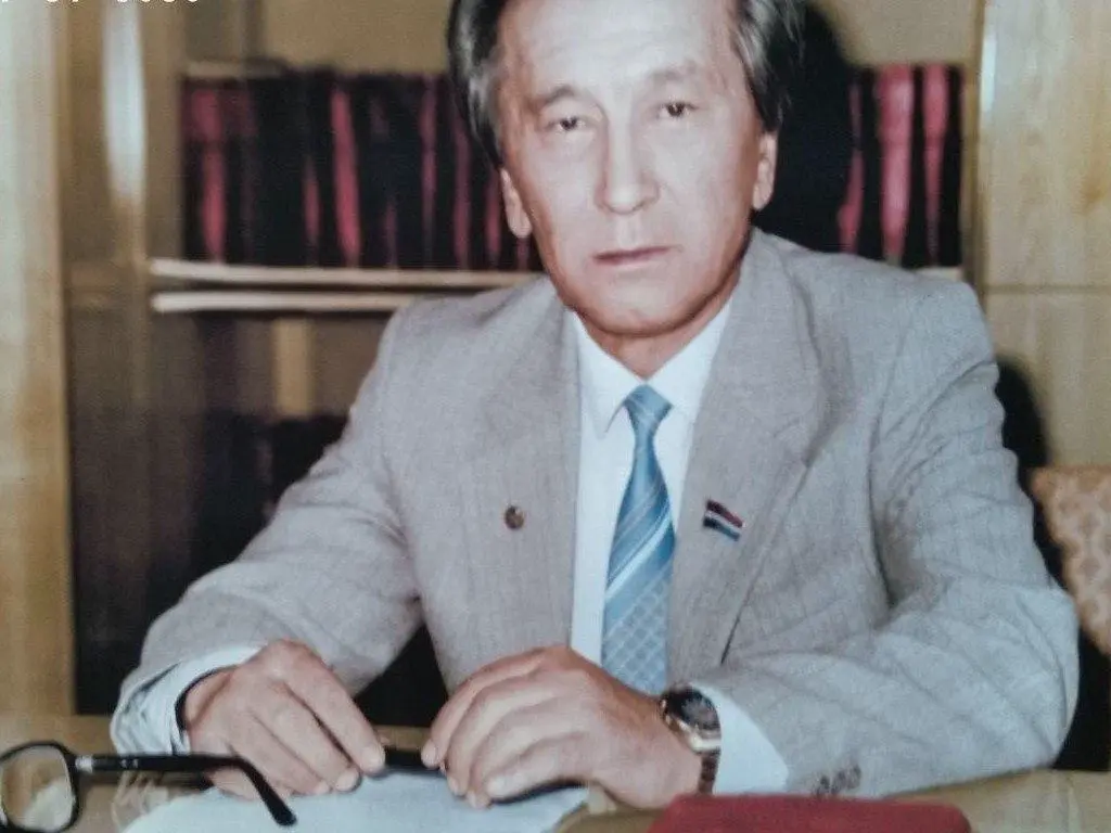 Akademik Shavkat Akmalxonov 87 yoshida vafot etdi