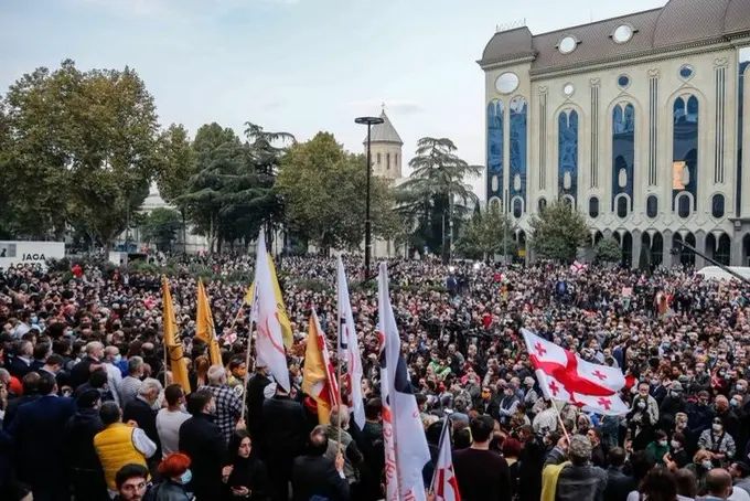 Gruziya muxolifati parlament saylovlari natijasidan norozi