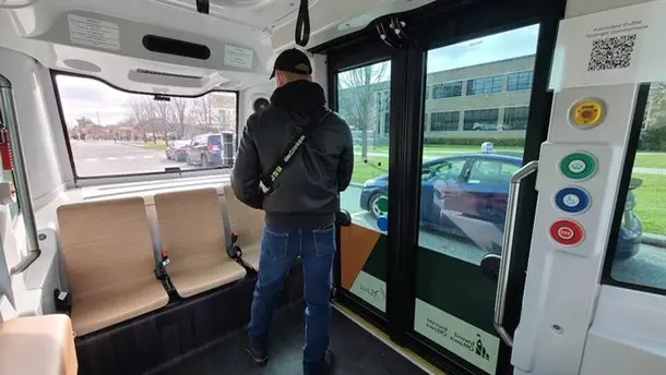 Kanadada haydovchisiz boshqariladigan shahar avtobuslari sinovdan o‘tkazilmoqda (video)