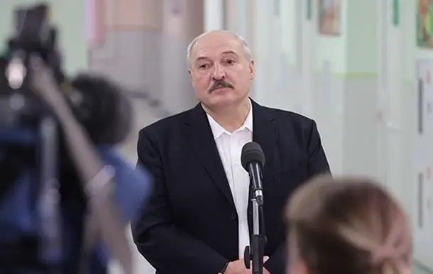 Aleksandr Lukashenko Ukraina orqali tonnalab qurol olib o‘tgan terrorchilar qo‘lga olinganini ma’lum qildi