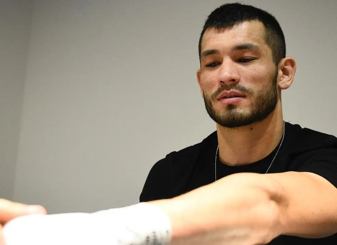 Mahmud Murodov UFC 257 dagi g‘alabasi haqida: “Jangdan avval o‘zimni yaxshi his qilmayotgandim”