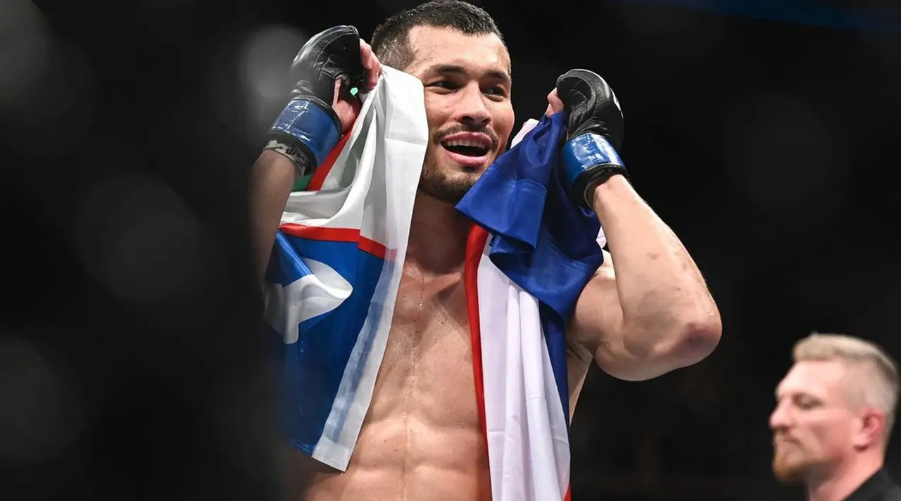 Mahmud Murodov UFC’dagi 3-jangida qancha mablag‘ ishlab topdi? UFC 257 qatnashchilarining daromadi ma’lum bo‘ldi