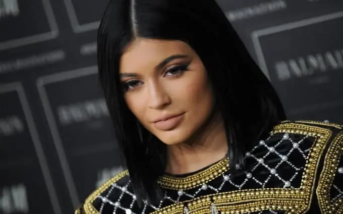 Kayli Jenner garaji: Kosmetika imperiyasi malikasi qanday avtomobillarni xush ko‘radi? (foto)