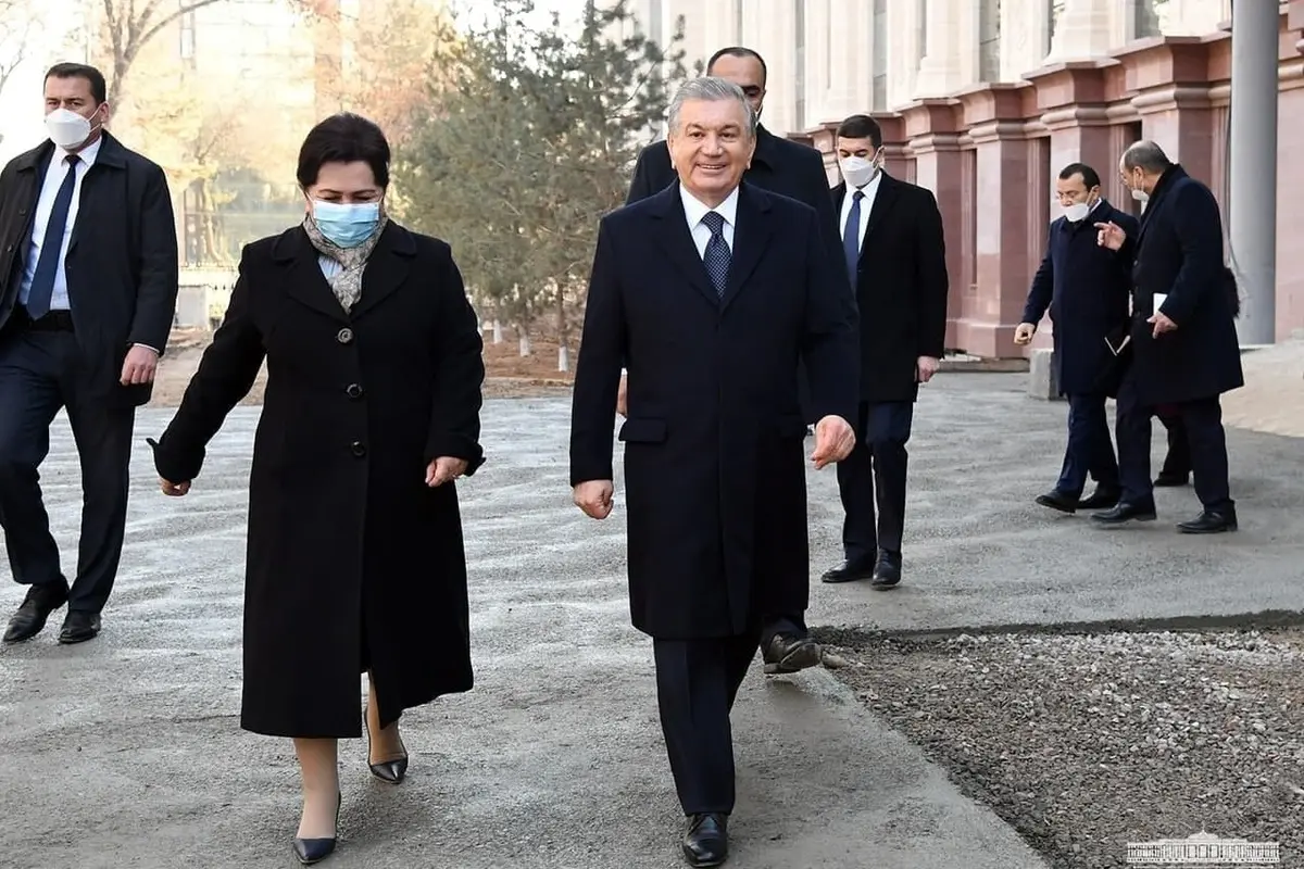 Shavkat Mirziyoyev Senatning yangi binosi qurilishini ko‘zdan kechirdi