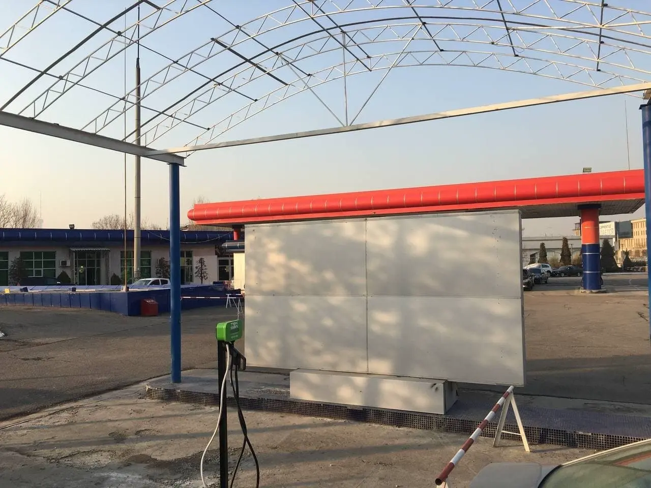 Toshkentda elektromobillar uchun 2 ta quvvatlash stansiyasi o‘rnatildi