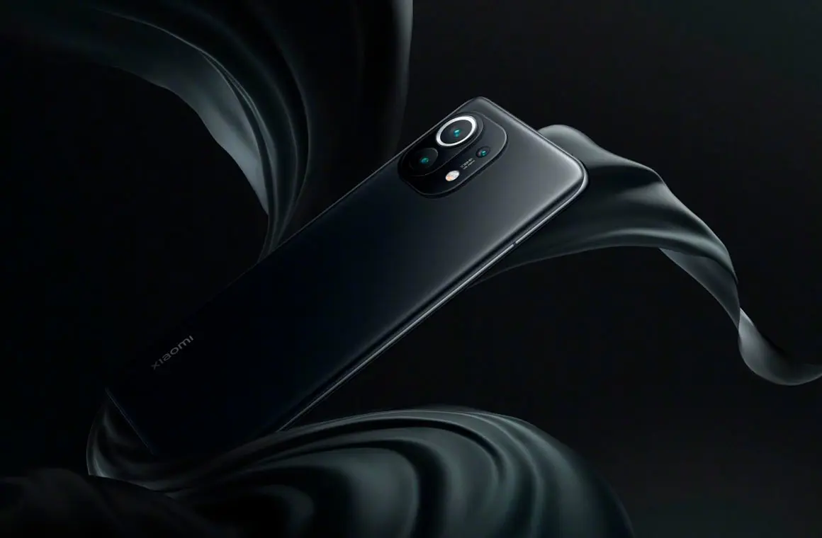 Xiaomi’ning 1,5 ming dollarlik smartfonida nima bo‘lishi kerak? Kompaniya bosh direktori muxlislarga murojaat qildi