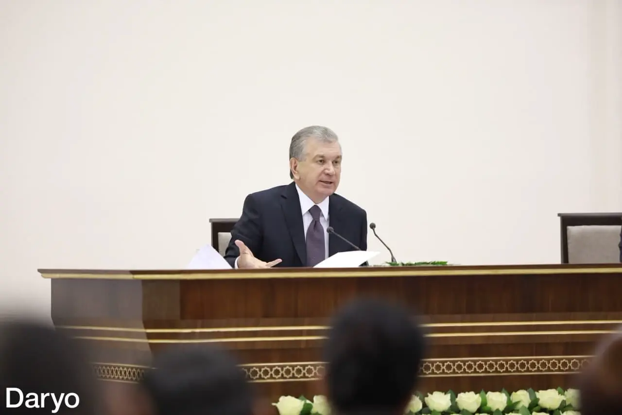 Shavkat Mirziyoyev aholini koronavirusga qarshi emlash ishlarini boshlash zarurligini ta’kidladi
