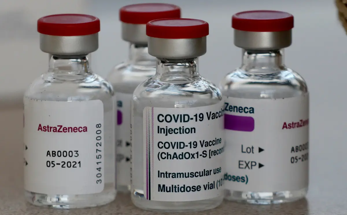 Ispaniyada AstraZeneca vaksinasi bilan keksalarni emlash taqiqlandi