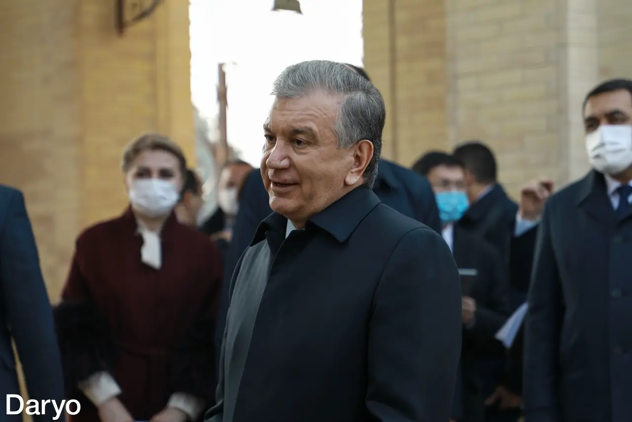 Shavkat Mirziyoyev jurnalistlarga: “Qo‘rqmanglar, ortingizda Prezident turibdi”