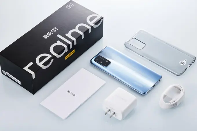 Realme GT — Snapdragon 888 protsessorida ishlaydigan eng arzon smartfon taqdim etildi