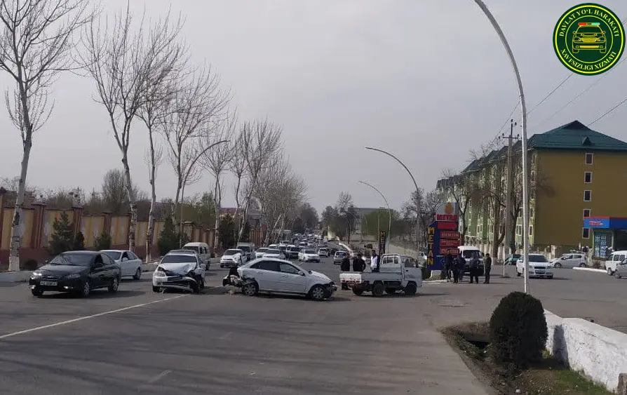 Andijonda 3 ta Lacetti va Labo ishtirokida YTH sodir bo‘ldi (video)