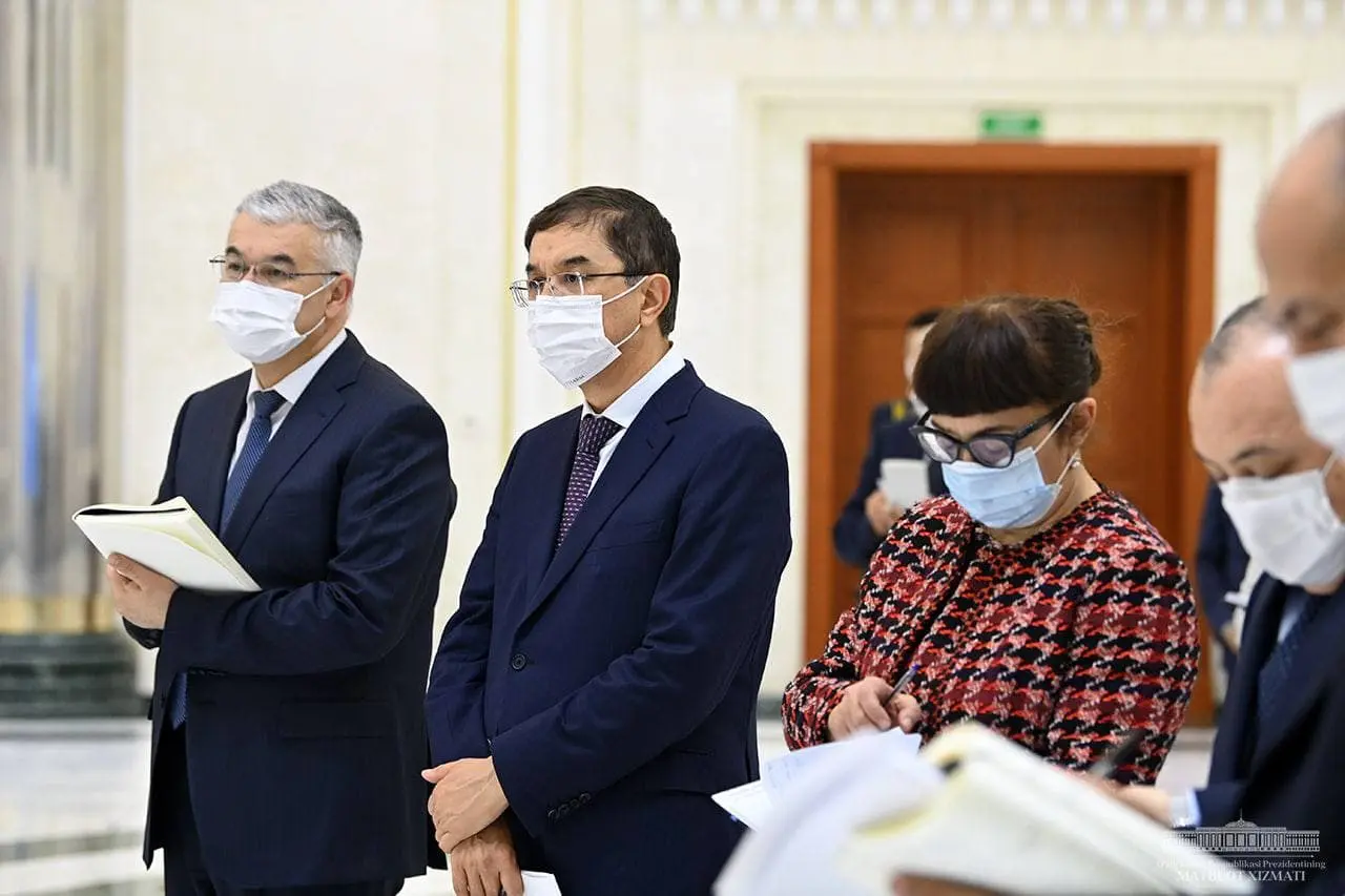 Shavkat Mirziyoyev Qashqadaryoda amalga oshiriladigan investitsiya loyihalari taqdimoti bilan tanishdi