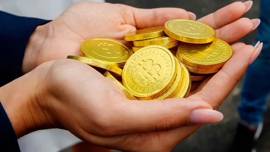 Bitkoin narxi tarixda birinchi marta 60 ming dollardan oshdi. Bir yil avval u bundan 15 marta arzonroq edi