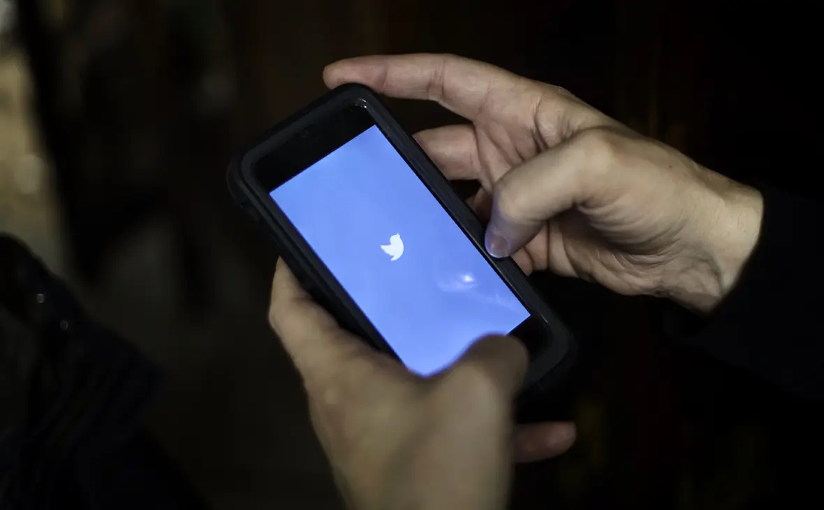 Rossiya hukumati Twitter’ning ishlash tezligini pasaytirdi va uning bloklanishini ham istisno qilmadi