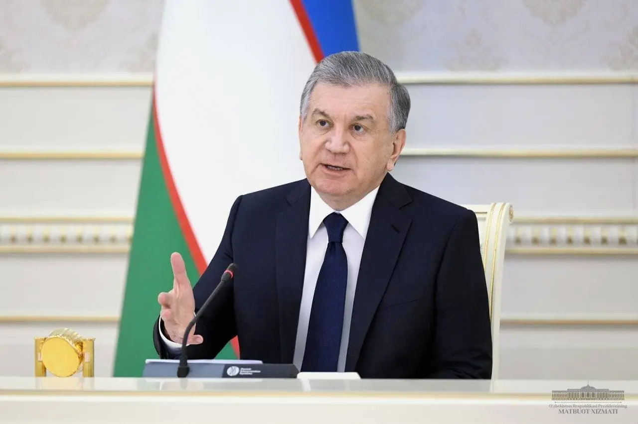 Shavkat Mirziyoyev: “Ta’lim muassasalari bitiruvchilari kamida 2 ta chet tilini mukammal bilishi shart”