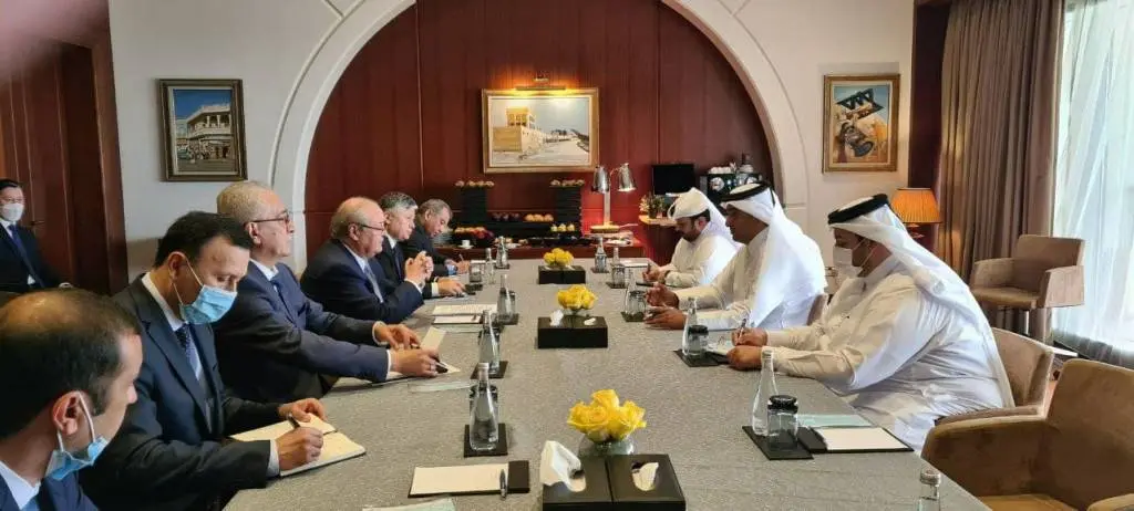 Abdulaziz Komilov Dohada “Tolibon” harakatining siyosiy vakolatxonasi rahbari bilan uchrashdi