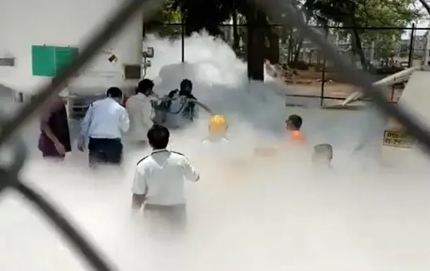 Hindistondagi COVID-19 kasalxonasida 24 nafar odam gazdan bo‘g‘ilib halok bo‘ldi (foto va video)
