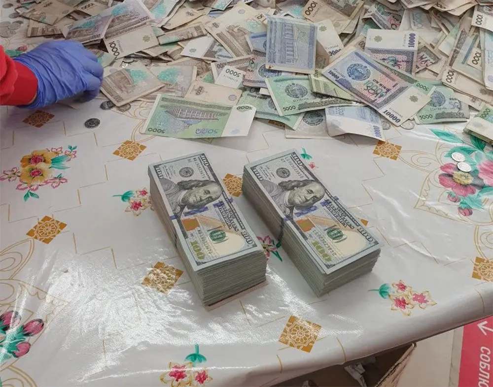Toshkentdagi supermarketning ehson qutisiga 50 ming dollar tashlab ketilgani ma’lum bo‘ldi