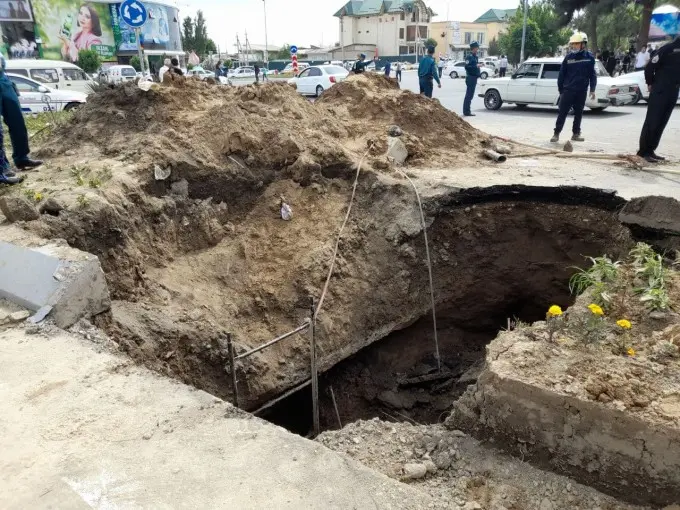 Namanganda ikki nafar yollanma ishchi tuproq ostida qolib, halok bo‘lgani yuzasidan jinoyat ishi qo‘zg‘atildi