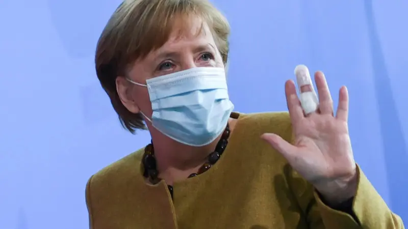 Angela Merkel AstraZeneca vaksinasi bilan emlandi