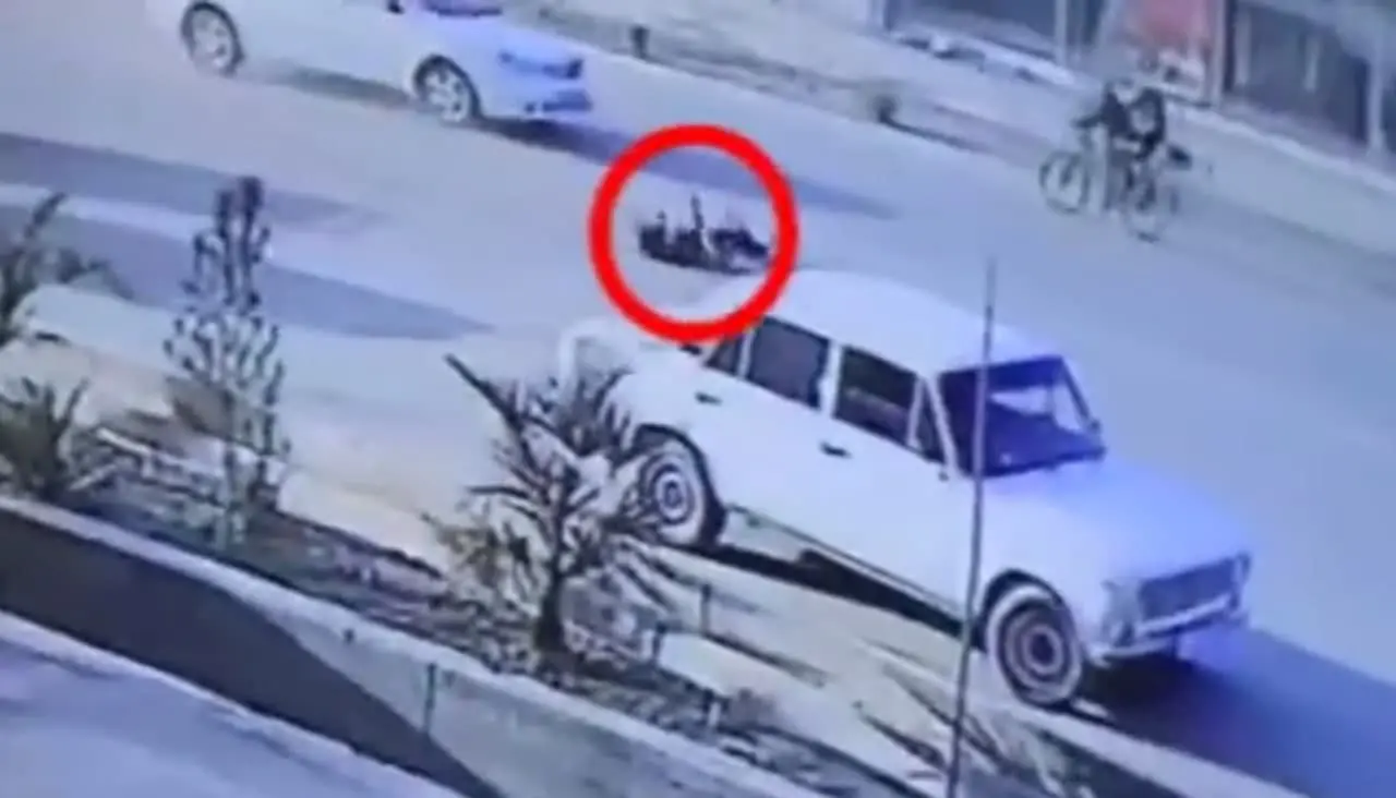 Farg‘onada Lacetti yo‘lni kesib o‘tayotgan 12 yoshli velosipedchini urib ketdi (video)
