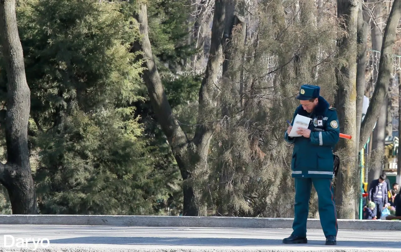 Buxorolik haydovchi qarzdorligini yashirish maqsadida mashinasining raqamini o‘zgartirgani ma’lum bo‘ldi